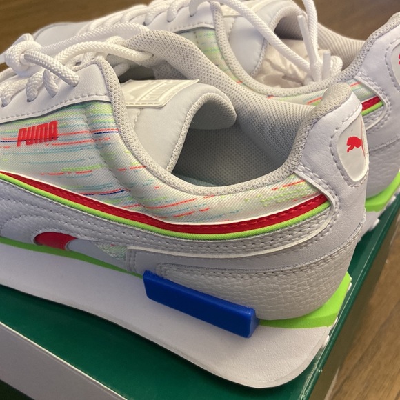 Puma Future Rider Double Sp Jr. Brand new, never worn, original box. Size 4C. - Picture 7 of 8